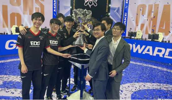 上更具竞争 上更具竞争