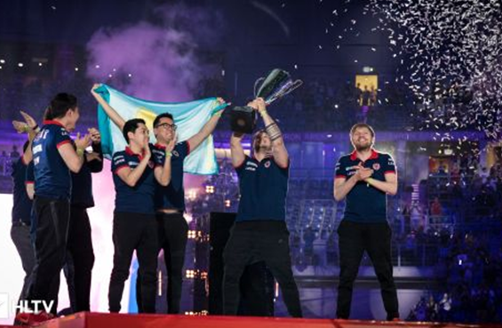 不得他的离 不得他的离