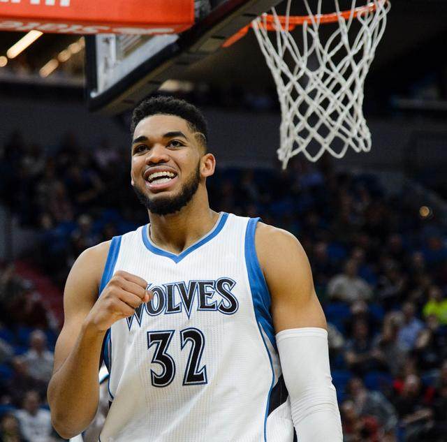 要结合球员 要结合球员