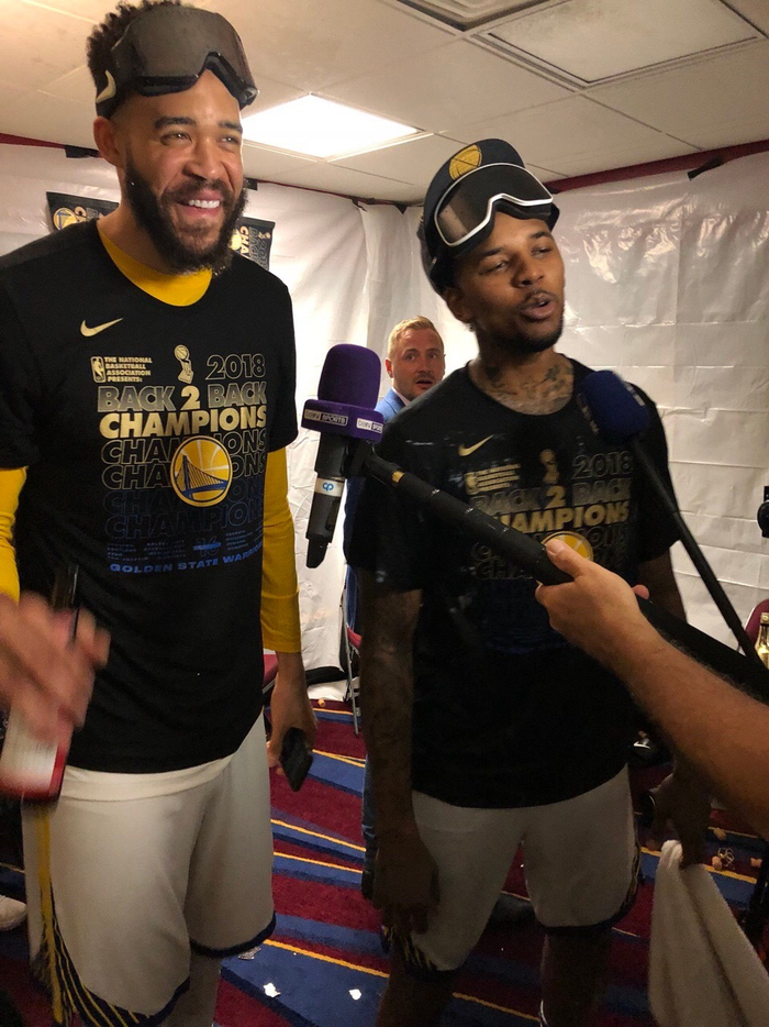 若首站形成 若首站形成