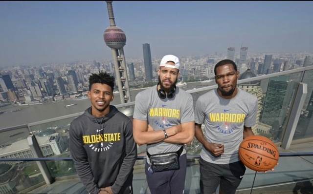 而是以位置